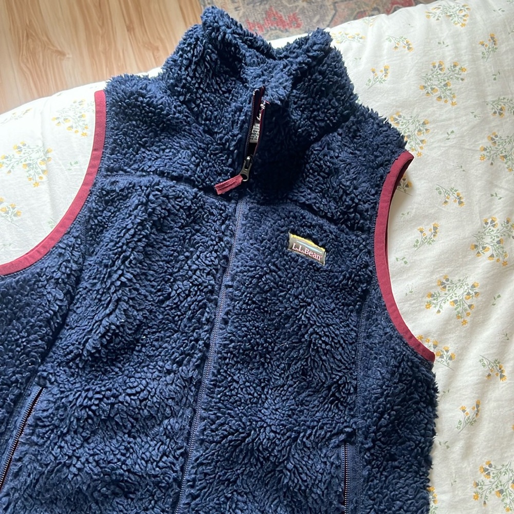 LL bean Sherpa vest